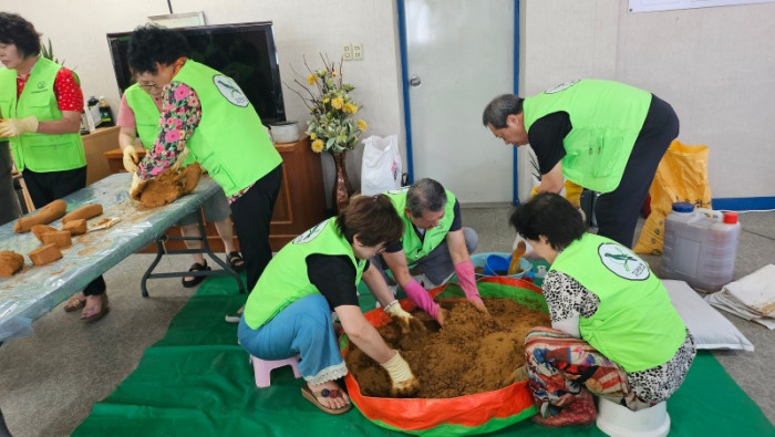 8.27 흙공3.jpg